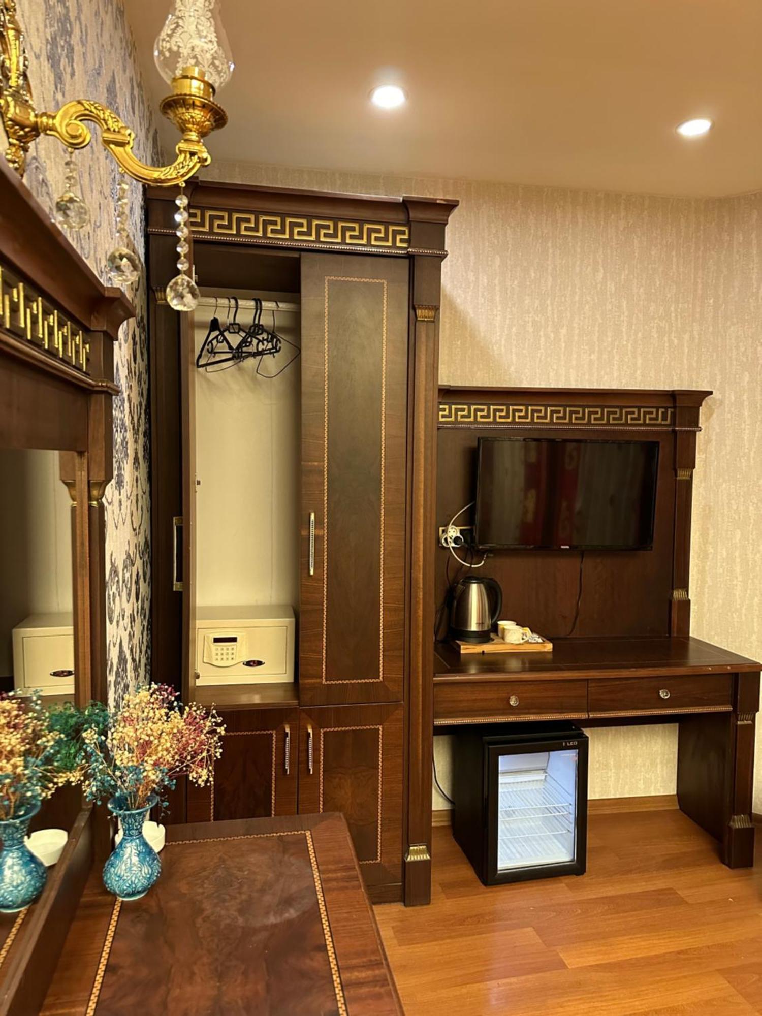 Napolyon Hotel Истанбул Екстериор снимка
